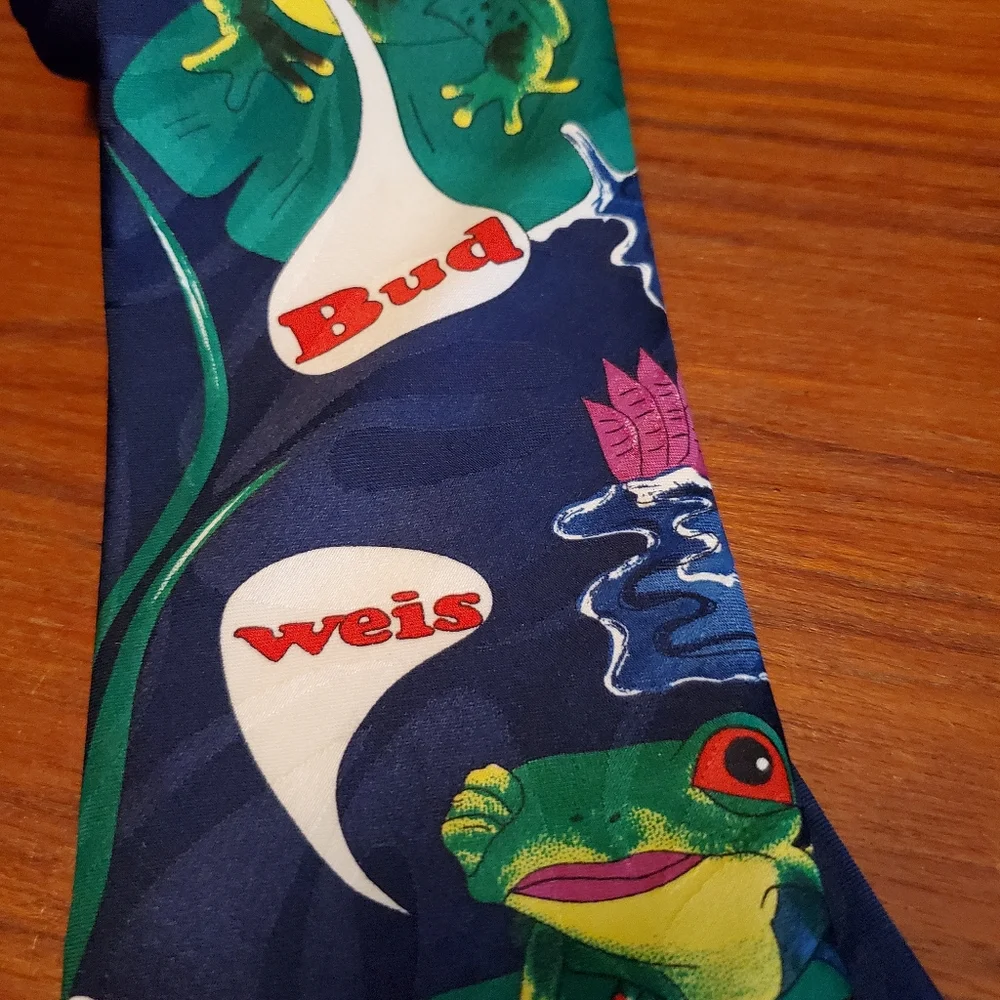 Vintage Anheuser-Busch frog tie